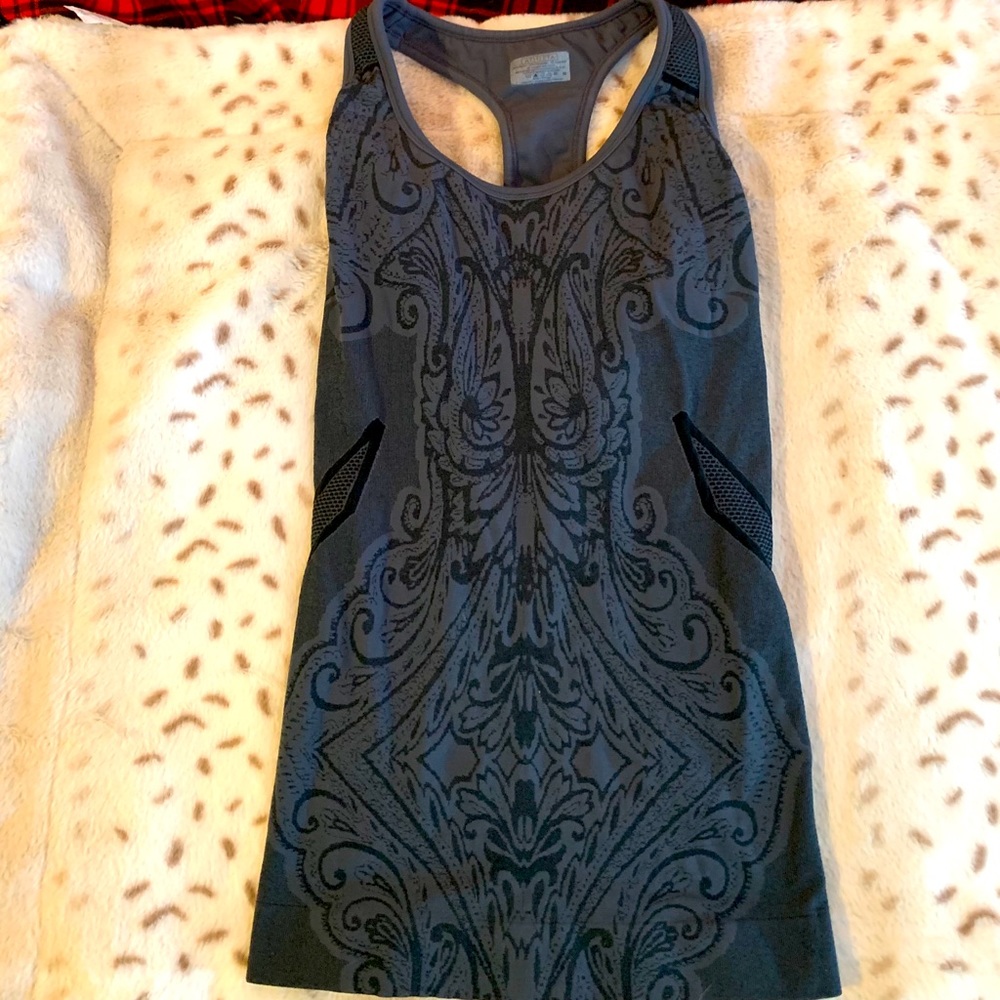 Athleta tank